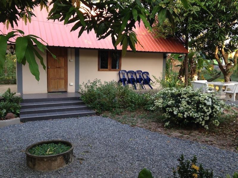 Areeya Resort Watthana Nakhon Екстериор снимка