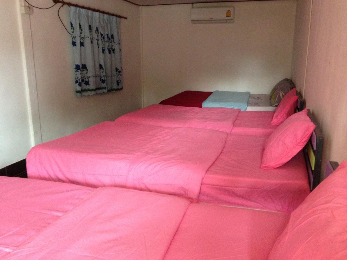 Areeya Resort Watthana Nakhon Екстериор снимка