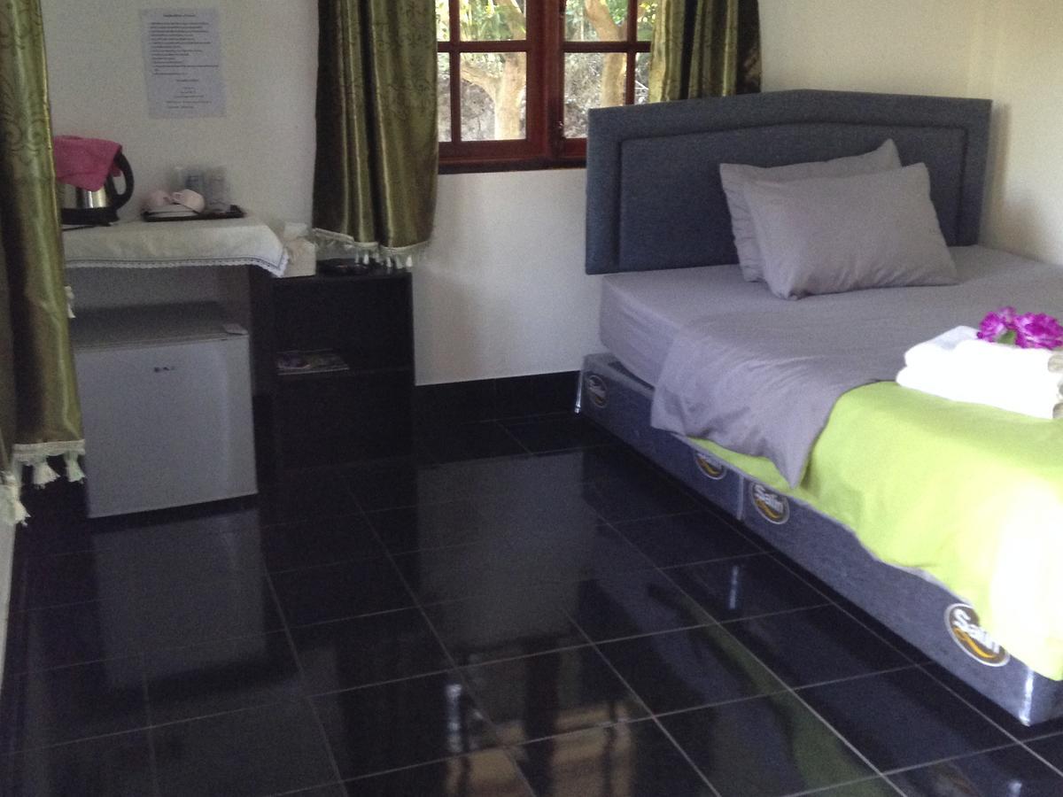 Areeya Resort Watthana Nakhon Екстериор снимка